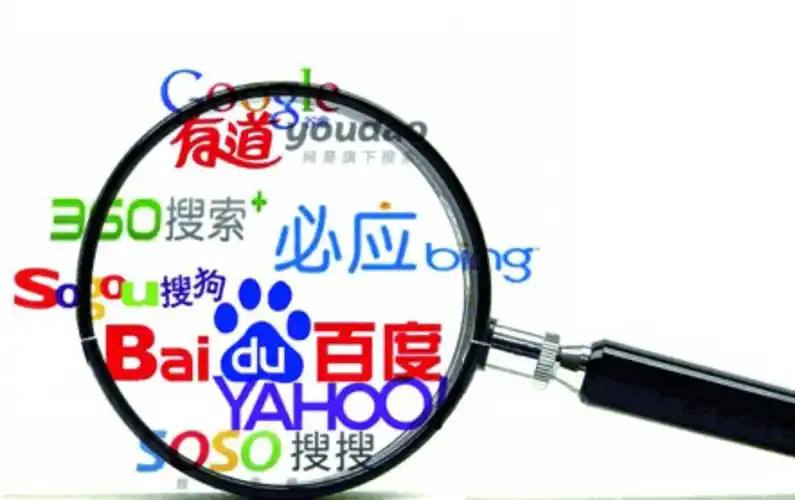 黑龙江一地惊现黑熊上街